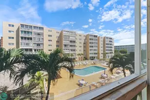 421 NE 14th Ave, Hallandale Beach, FL 33009 - Photo 24