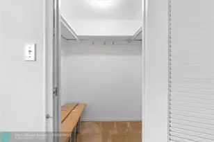 421 NE 14th Ave, Hallandale Beach, FL 33009 - Photo 20