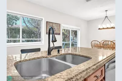 4776  Lago Vista Dr, Coconut Creek, FL 33073 - Photo 14