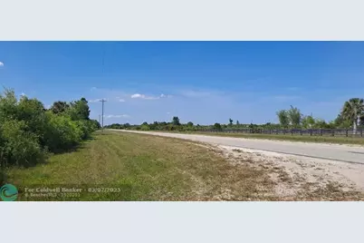 19264 NW 264th St, Okeechobee, FL 34972 - Photo 2