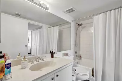 7601 E Treasure Dr, Unit #617, North Bay Village, FL 33141 - Photo 18