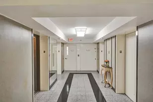 7601 E Treasure Dr, North Bay Village, FL 33141 - Photo 36