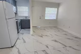 2466 Lincoln St, Hollywood, FL 33020 - Photo 2