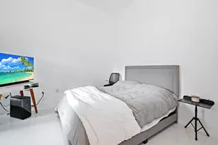 216 Poinciana Dr Unit, Sunny Isles Beach, FL 33160 - Photo 28