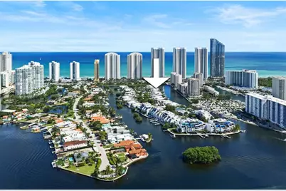 216  Poinciana Dr, Unit #216, Sunny Isles Beach, FL 33160 - Photo 2