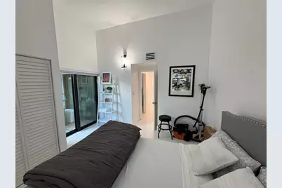 216  Poinciana Dr, Unit #216, Sunny Isles Beach, FL 33160 - Photo 62