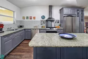 11410 Griffing Bl, Biscayne Park, FL 33161 - Photo 10