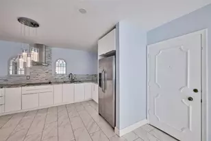 5720 NE 22nd Way, Fort Lauderdale, FL 33308 - Photo 2