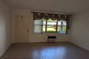 190 Oakridge M, Deerfield Beach, FL 33442 - Photo 2