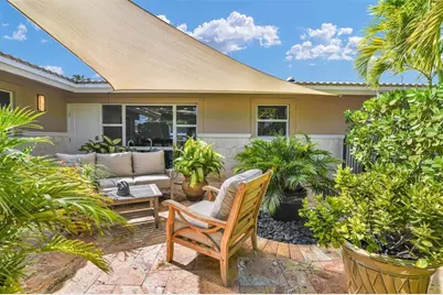 1616 SE 4th St, Deerfield Beach, FL 33441 - Photo 16