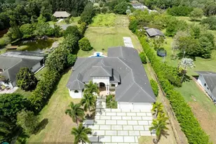 5941 SW 185th Way, Southwest Ranches, FL 33332 - Photo 4