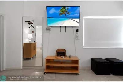 1100  Collins Ave, Unit #201 &amp; 202, Miami Beach, FL 33139 - Photo 22