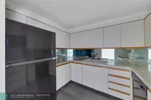 6371 Bay Club Dr, Fort Lauderdale, FL 33308 - Photo 12