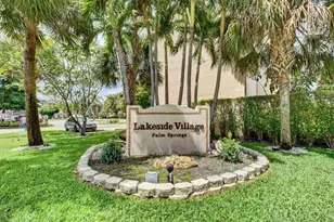 715 Lori Dr, Palm Springs, FL 33461 - Photo 2