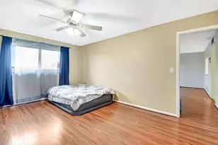 715 Lori Dr, Palm Springs, FL 33461 - Photo 24