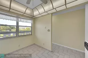 2901 Victoria Cir, Coconut Creek, FL 33066 - Photo 16