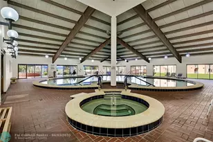 9841 Sunrise Lakes Blvd, Sunrise, FL 33322 - Photo 32