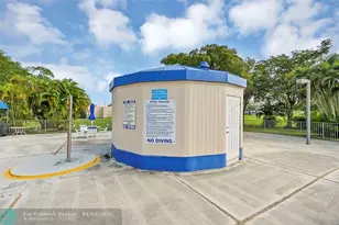 9841 Sunrise Lakes Blvd, Sunrise, FL 33322 - Photo 44