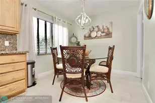 6307 Silk Oak Cir, Tamarac, FL 33319 - Photo 22