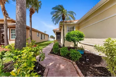 810 NW Rutherford Court, Port Saint Lucie, FL 34983 - Photo 6