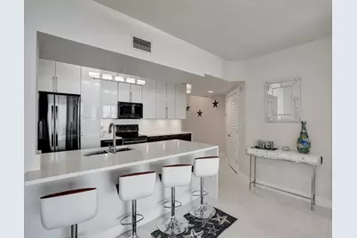 3020 NE 32 Ave, Unit #1116, Fort Lauderdale, FL 33308 - Photo 2