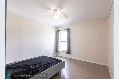 906 E 10th St, Lehigh Acres, FL 33972 - Photo 32