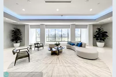 20329 W Country Club Dr, Unit #10, Miami, FL 33180 - Photo 28