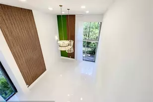 20329 W Country Club Dr, Miami, FL 33180 - Photo 20