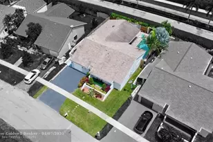 16643 Redwood Way, Weston, FL 33326 - Photo 44