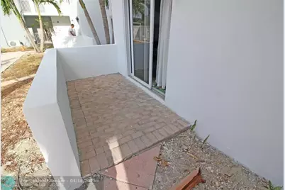 2860 NE 14th St, Unit #103D, Pompano Beach, FL 33062 - Photo 10