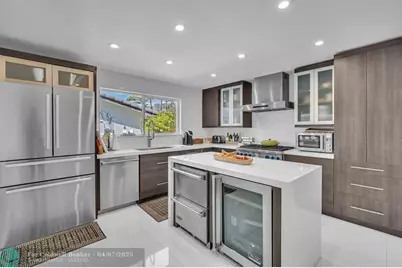 354  Golden Beach Dr, Golden Beach, FL 33160 - Photo 6