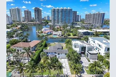 354  Golden Beach Dr, Golden Beach, FL 33160 - Photo 2