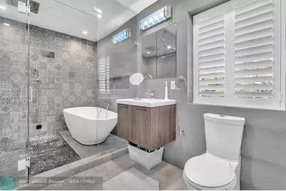 354  Golden Beach Dr, Golden Beach, FL 33160 - Photo 36