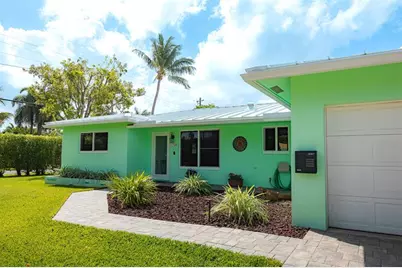 1924 NE 18th St, Fort Lauderdale, FL 33305 - Photo 12