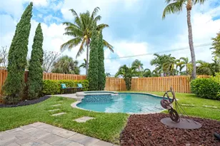 1924 NE 18th St, Fort Lauderdale, FL 33305 - Photo 4