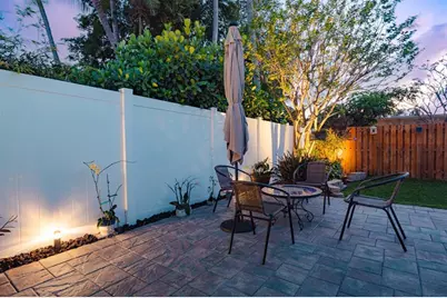 1924 NE 18th St, Fort Lauderdale, FL 33305 - Photo 34