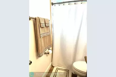 1975 SE 3rd St, Deerfield Beach, FL 33441 - Photo 18