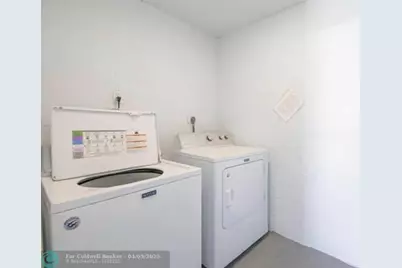 1975 SE 3rd St, Deerfield Beach, FL 33441 - Photo 30