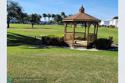 2751 E Golf Blvd, Unit #2028, Pompano Beach, FL 33064 - Photo 12