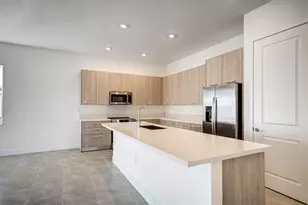 12328 SW 43 St, Davie, FL 33330 - Photo 26