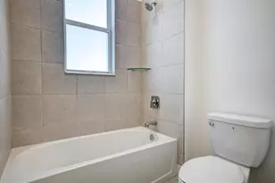 12328 SW 43 St, Davie, FL 33330 - Photo 42