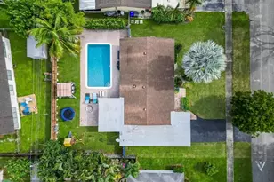 315 S 57th Ave, Hollywood, FL 33023 - Photo 8