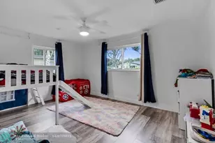 315 S 57th Ave, Hollywood, FL 33023 - Photo 6