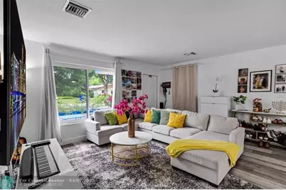 315 S 57th Ave, Hollywood, FL 33023 - Photo 1