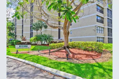 16300  Golf Club Rd, Unit #719, Weston, FL 33326 - Photo 1
