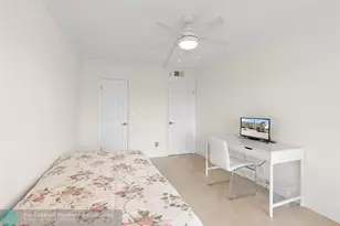 3057 Newport N, Deerfield Beach, FL 33442 - Photo 12