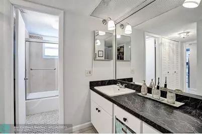 301 N Ocean Blvd, Unit #307, Pompano Beach, FL 33062 - Photo 20