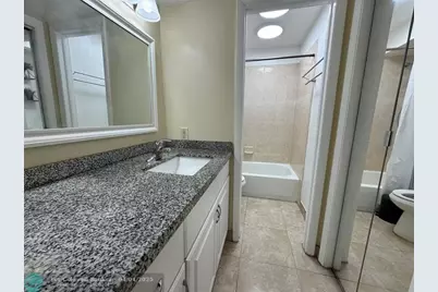 4222  Inverrary Blvd, Unit #4306, Lauderhill, FL 33319 - Photo 10