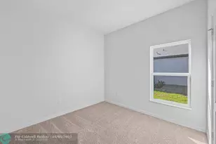 1517 SW Kamchatka Ave, Port Saint Lucie, FL 34953 - Photo 10