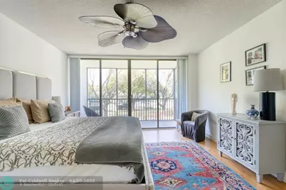 3401 N Country Club Dr, Unit #110, Aventura, FL 33180 - Photo 28